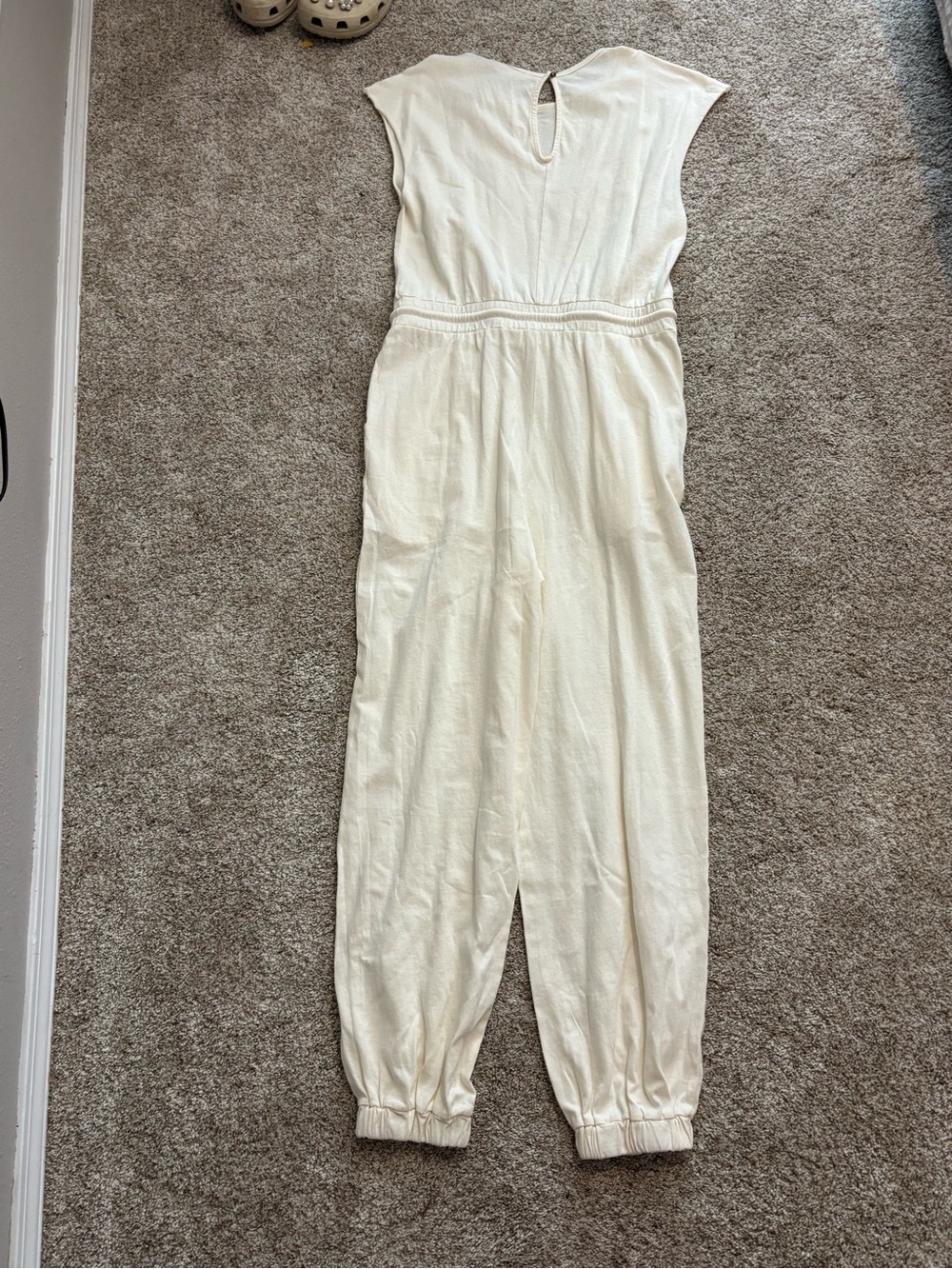 Jumpsuit - Picture 4 of 4